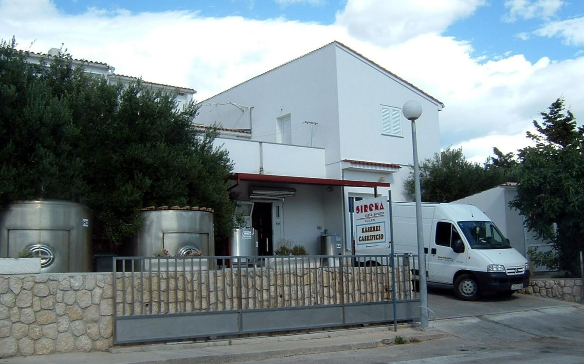 Gligora Cheese & Deli
