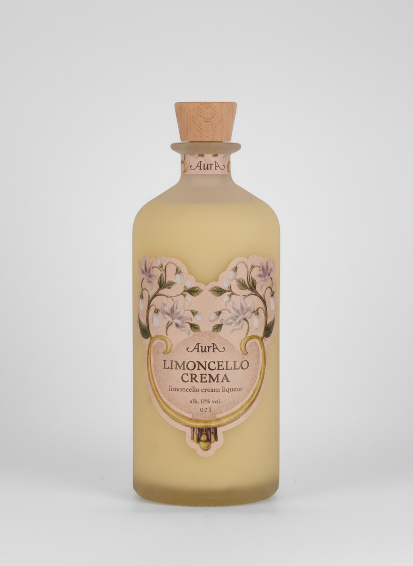 Boca Limoncello Crema s ukrasnom etiketom na bijeloj pozadini